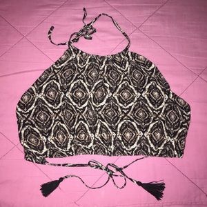 BRAND NEW HALTER CROP TOP❣️